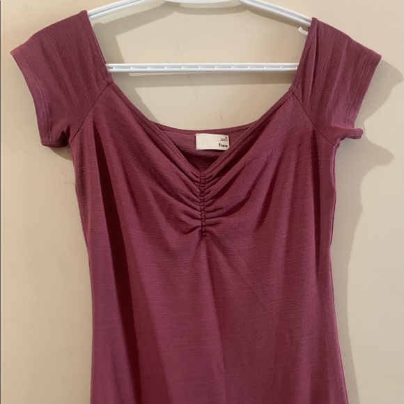 Aritzia (Wilfred label) knit dress. Size M, form fitting. Never worn - Picture 2 of 3